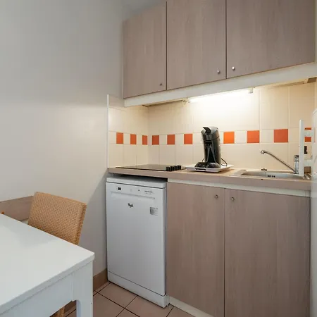 Апартаменти Rivages De Rochelongue N 1201 - 3p4 Агд